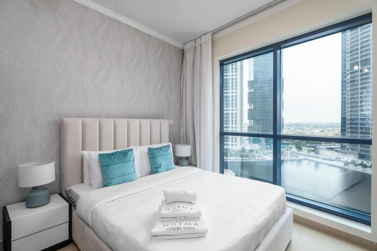 Nasma Luxury - Sophisticated With Stunning Marina View Apartment Dubai