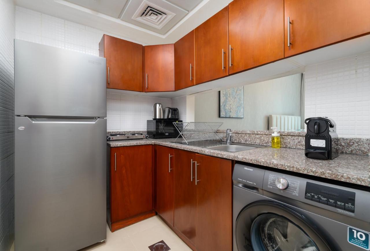 Apartment Nasma Luxury - Sophisticated With Stunning Marina View Dubai