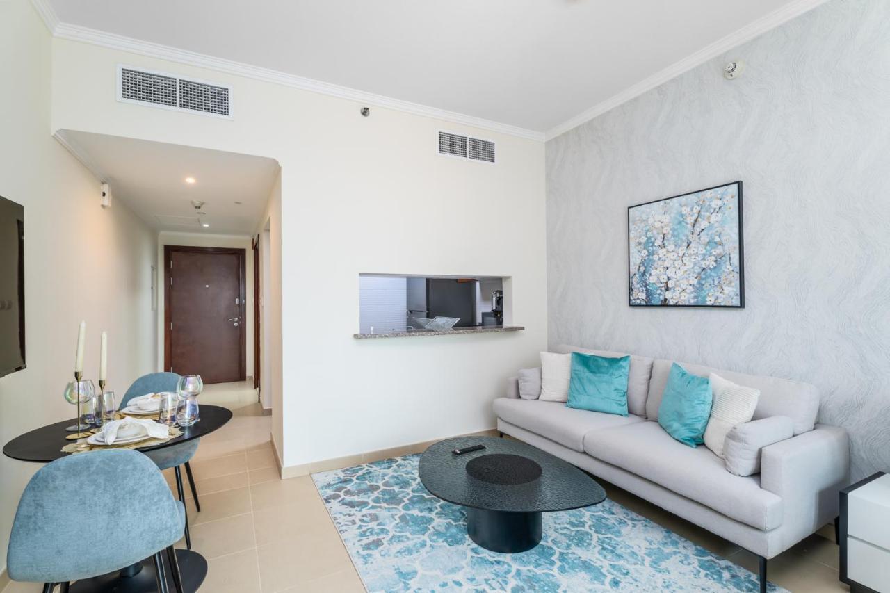Nasma Luxury - Sophisticated With Stunning Marina View Dubai